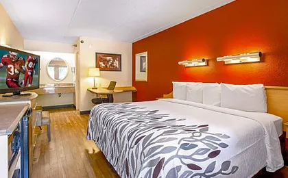 Red Roof Inn Fairmont