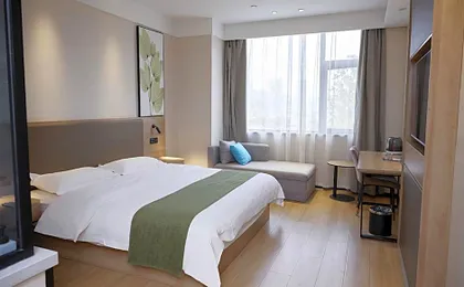 Green Tree Inn Henan Shangqiu Minquan County High-Speed Railway Station
