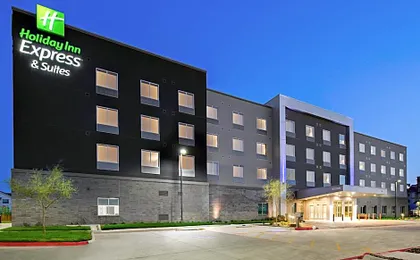 Holiday Inn Express & Suites Lubbock Central - Univ Area By IHG
