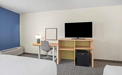 Spark by Hilton Bettendorf Quad Cities