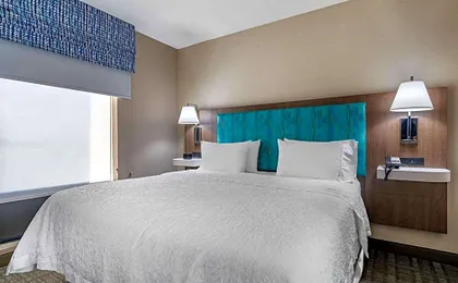 Hampton Inn & Suites Louisville East
