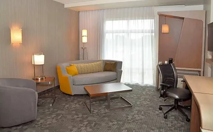 Courtyard by Marriott Youngstown Canfield