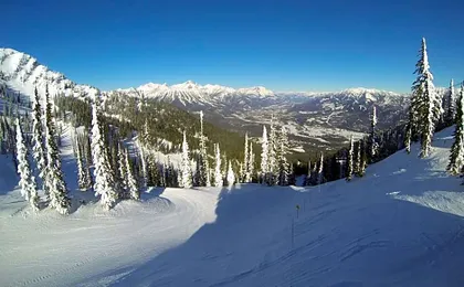 Fernie Slopeside Lodge