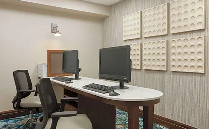 Homewood Suites By Hilton Kansas City-Airport