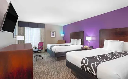 La Quinta Inn & Suites by Wyndham Huntsville Airport Madison