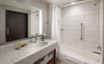 DoubleTree by Hilton Greeley at Lincoln Park