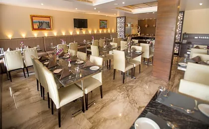 ST Parklane Airport Hotel