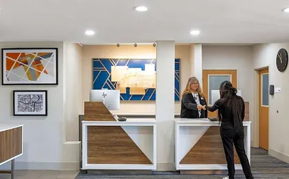 Holiday Inn Express Redding North By IHG