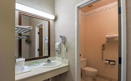 Quality Inn Fresno Yosemite Airport
