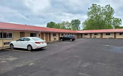 Woodland Inn