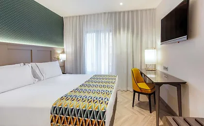 Eurostars Puerta Real