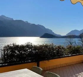 Few steps to the heart of Menaggio, swimming pool, breathtaking view