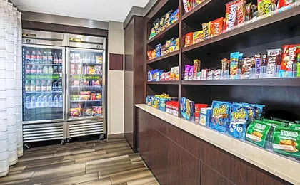 La Quinta Inn & Suites by Wyndham Sacramento North