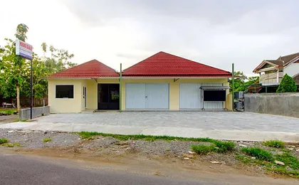 RedDoorz near Sleman City Hall 3