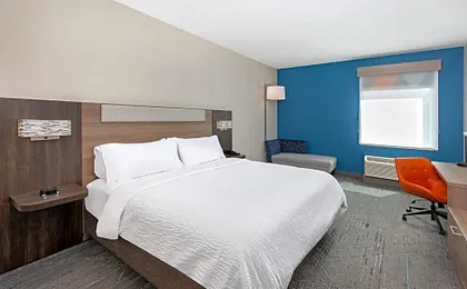 Holiday Inn Express Hurricane Mills Waverly By IHG