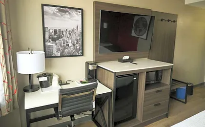 Ramada by Wyndham North Bergen