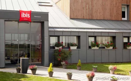 ibis Nemours