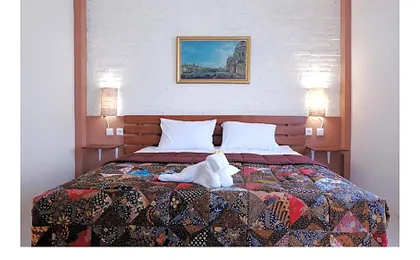 Hinggil Homestay Syariah Malioboro Yogya RedPartner