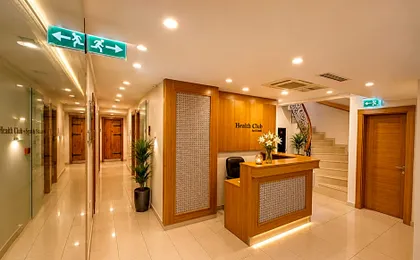 GLK PREMIER The Home Suites & Spa