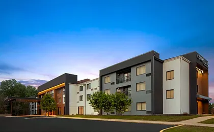 Courtyard by Marriott Detroit Brighton