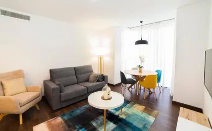 Precioso Apartamento Cerca de Plaza España