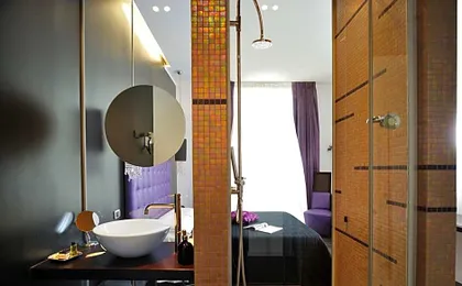 Hotel In - Lounge Room