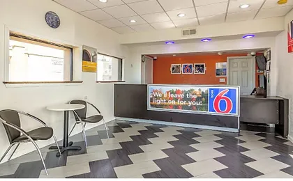 Motel 6 Elizabeth NJ Newark Liberty Intl Airport