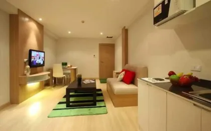 Thonglor Suites