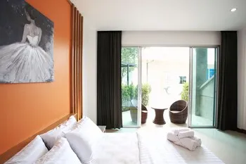ZEN Rooms Takua Thung Road