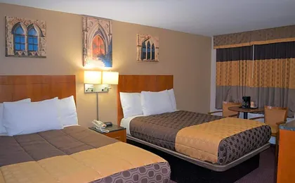 Knights Inn - Arnprior ON