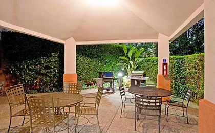 Sonesta Simply Suites Orange County Airport