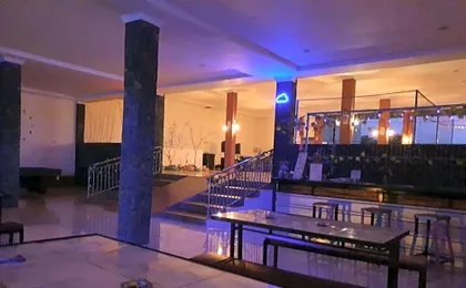 Gadjah Mada Hall Cafe & Penginapan