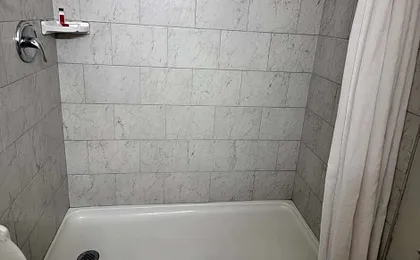 Executive Inn & Suites
