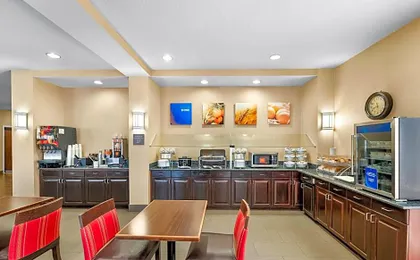 Comfort Suites Orlando Airport