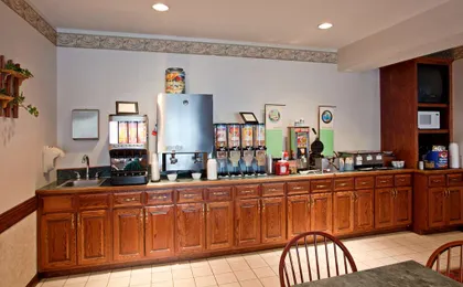 Country Inn & Suites by Radisson, Elk River, MN