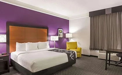 La Quinta Inn & Suites by Wyndham Phoenix Scottsdale