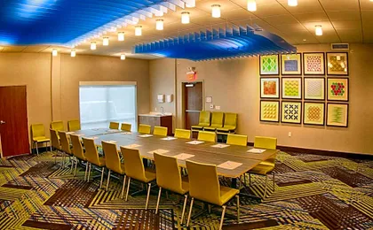 Holiday Inn Express & Suites Detroit Northwest - Livonia By IHG