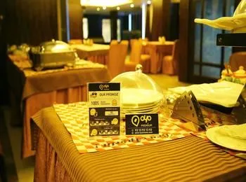 OYO Premium Rowland Road