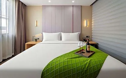 Lavande Hotel Shanghai Zhangjiang Guanglan Road Subway Station Branch