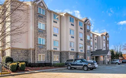Motel 6 Canton, GA