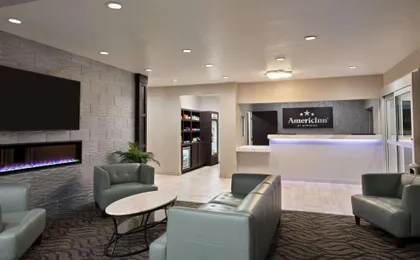 Best Western Plus Paper Valley Hotel