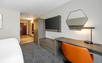 Holiday Inn Express White House By IHG