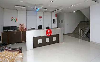 OYO 10257 Hotel Lotus Park