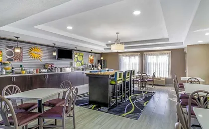 La Quinta Inn & Suites by Wyndham Canton MS