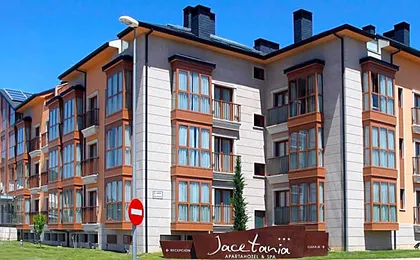 Apartahotel & Spa Jacetania