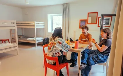Snuffel Youth Hostel