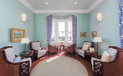 West Cliff Inn, A Four Sisters Inn