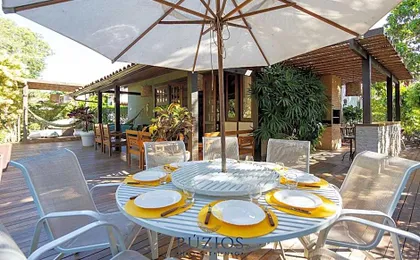 Bz03 Linda casa 4 suítes e área gourmet privativa