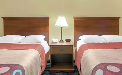 Super 8 by Wyndham Hattiesburg South