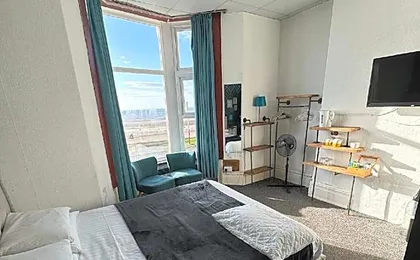 Vinnie's Hotel